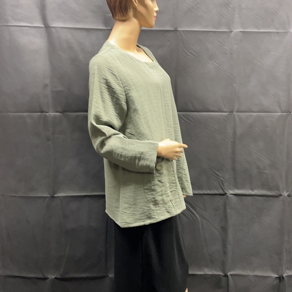 Lulu-B Green Comfy Flowy Blouse - Picture 4 of 8
